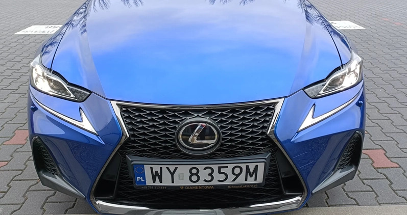 Lexus IS cena 116727 przebieg: 109000, rok produkcji 2016 z Warszawa małe 326